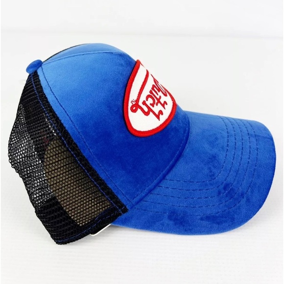 Von Dutch Blue Velvet Upside Down Embroidered Logo
VELVET Trucker Hat/Snapback - Picture 11 of 14